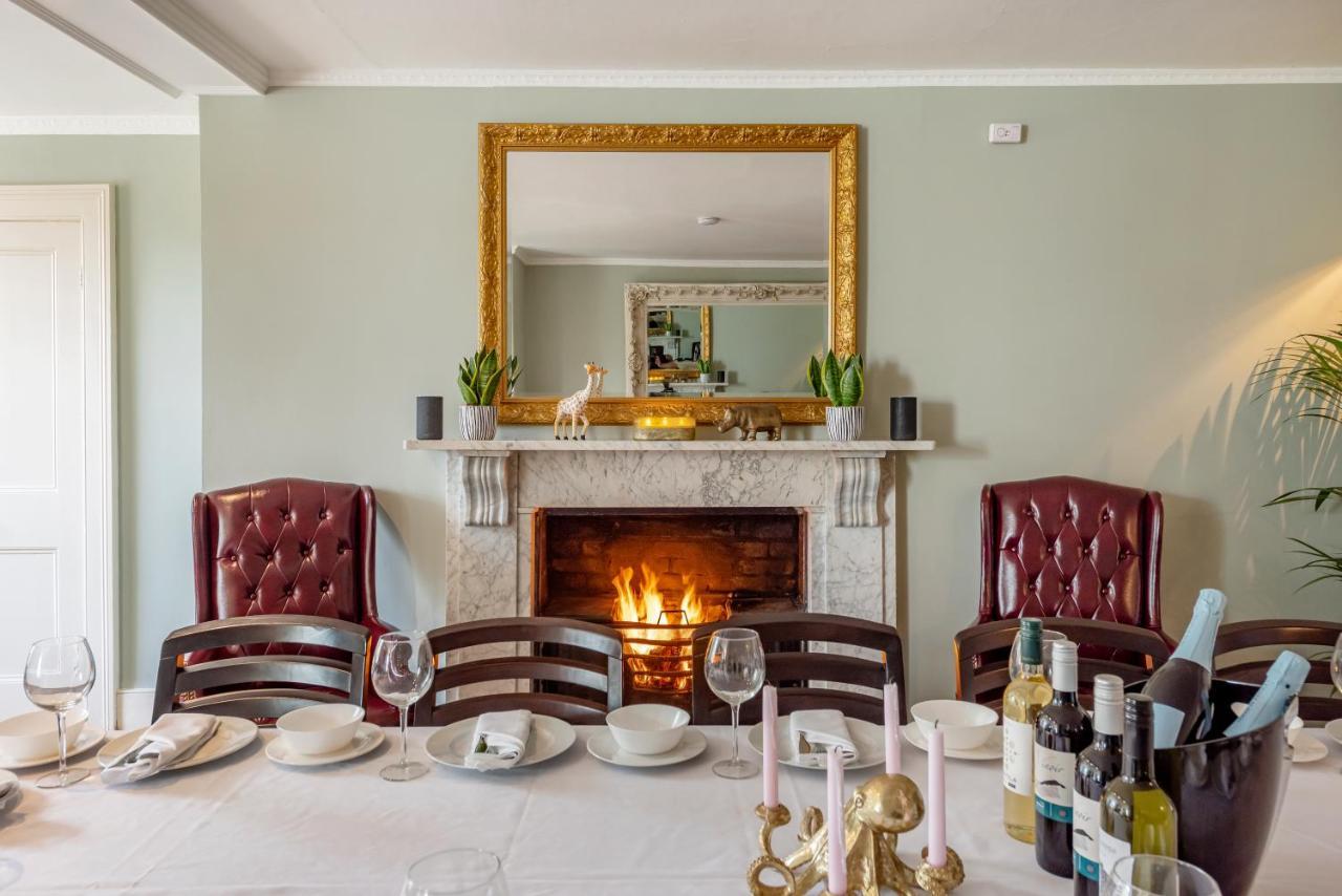 Cotswold Manor House - Country House Retreat With Hot Tub, Ideal For Large Groups Petty France Esterno foto